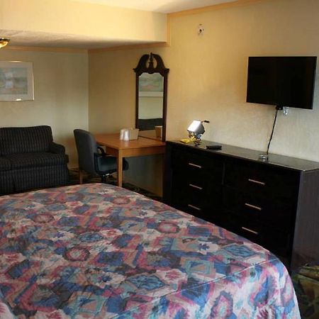 Presidential Inn And Suites Лионс Экстерьер фото